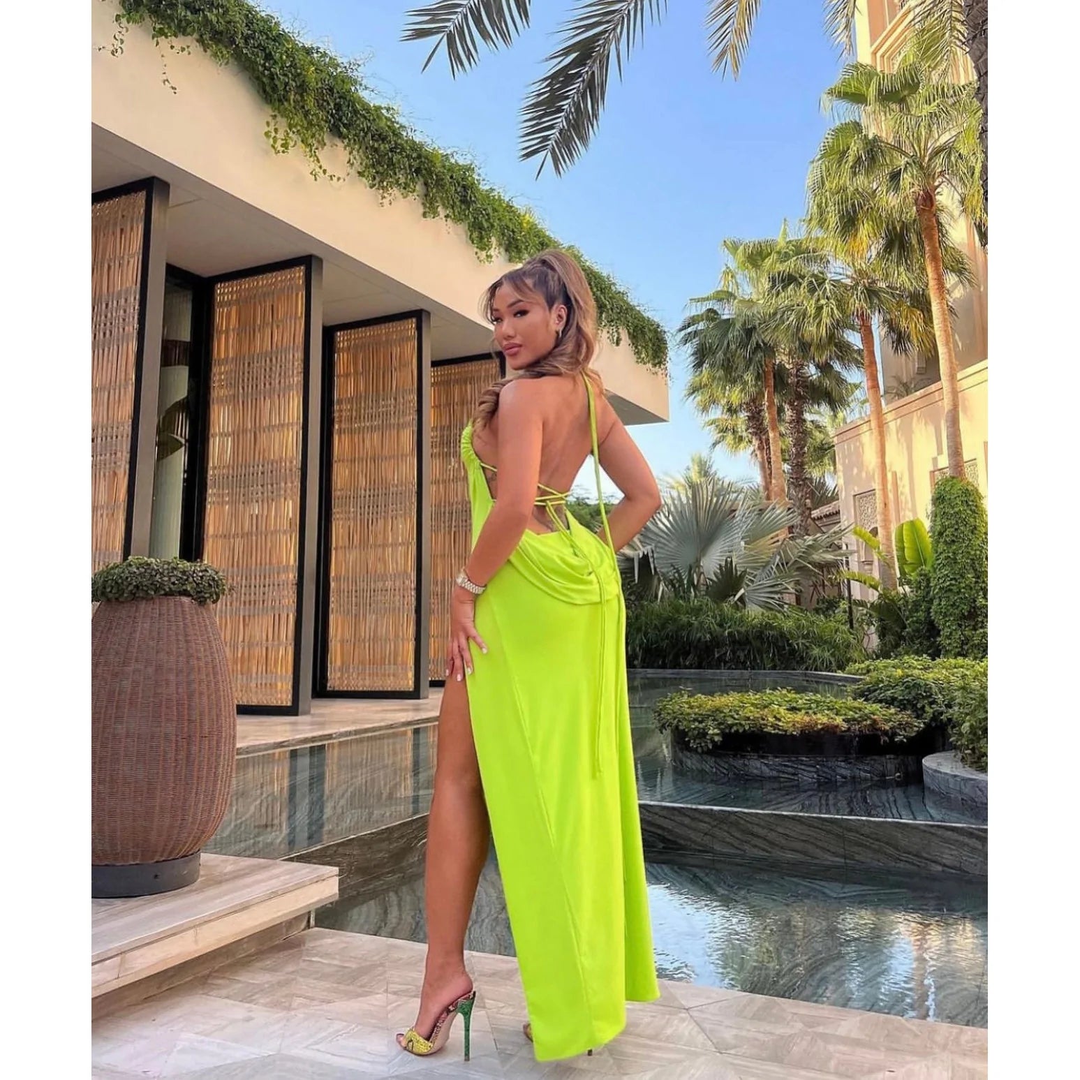 Suprella - Backless Maxi Dress
